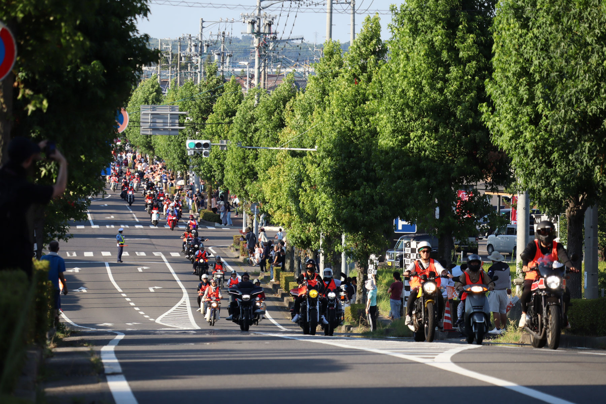 バイクであいたいパレード（交通安全キャンペーン出会いふれあいフェア2026）