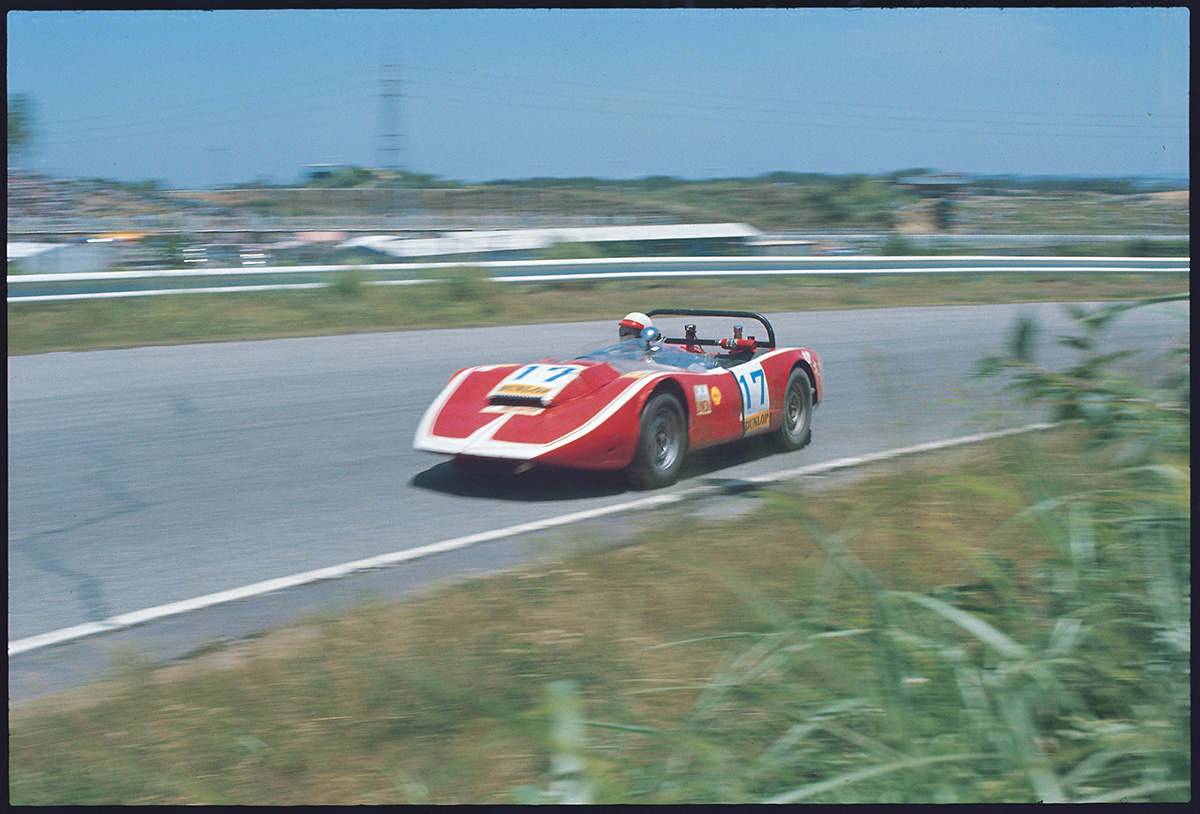 “Maclanser,” based on the Honda S800. Keiji Tanaka / Kiyoshi Awazu finished 3rd in the R1 class.