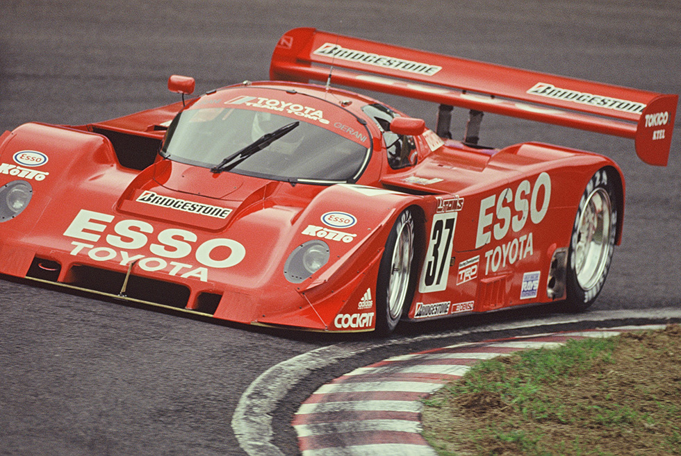 G. Rees secured pole position for three consecutive years at the SUZUKA 1000Km. However, he retired due to a fuel leak.