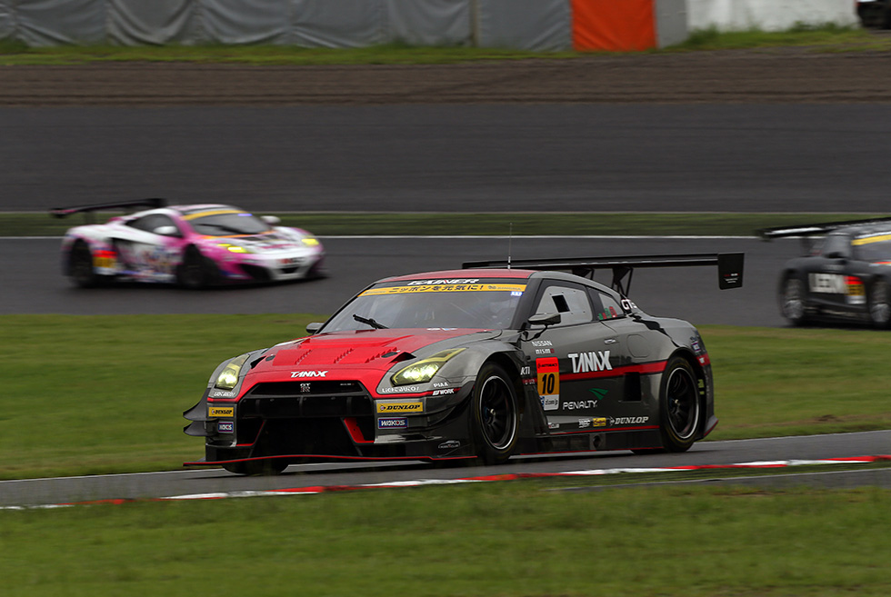 The GT300 class was won by the Gainer GT-R. That year, Gainer became the GT300 class champion.