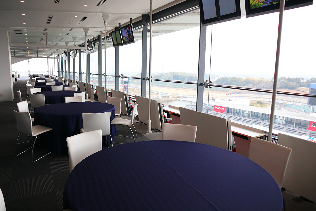 5th Floor Viewing Seats Overlooking the Main Straight (Some Reserved Seats)