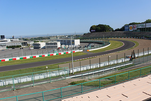 View from E2 Seat (Reverse Bank Side)