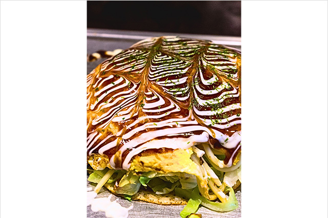 8th Dimension "Hiroshima-style Okonomiyaki"