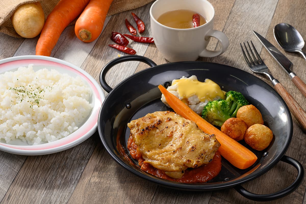 Grilled Chicken Steak Plate with Spicy Soup