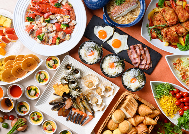 Buffet for both breakfast and dinner