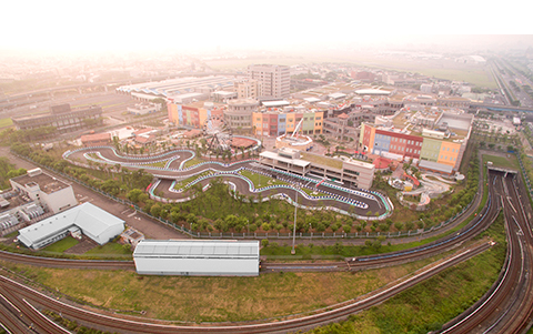 About 1/10 of the SUZUKA CIRCUIT rental kart course