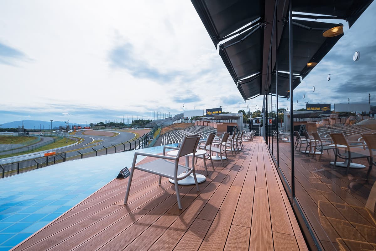 GRAN VIEW Terrace Seating (1st Floor)