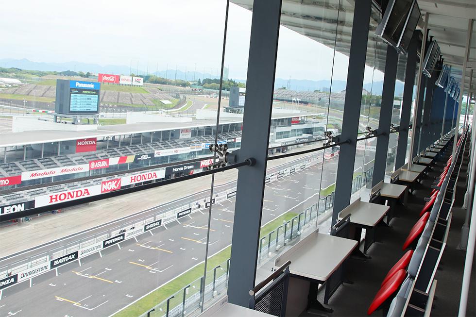 4th Floor Seats - Reserved seating with a panoramic view of the main straight