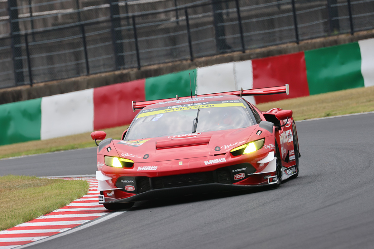 Ferrari 296 GT3 (2025 Season UNI-ROBO BLUEGRASS FERRARI Team LeMans)