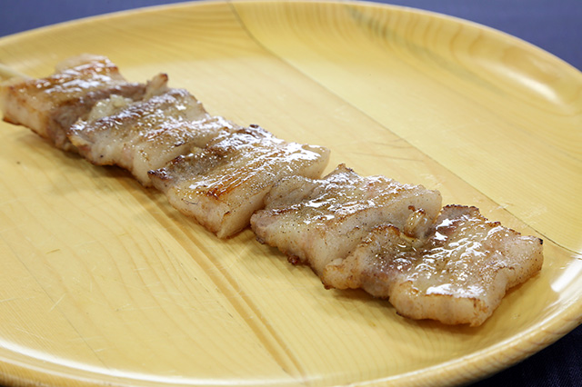 情熱鉄板焼きいっせん「でっかい豚串」