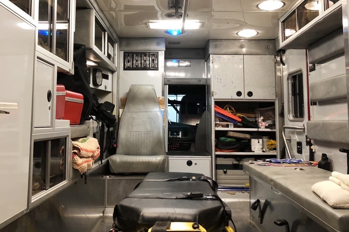 1999年式 FORD E450 Ambulance