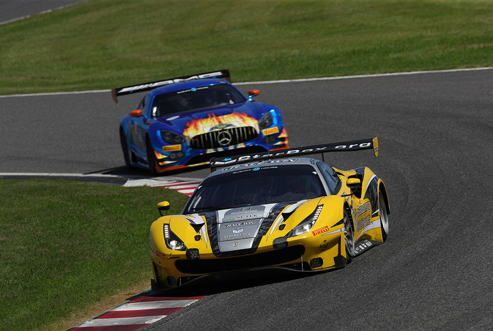 以2分1秒740獲得桿位的是N. Foster（HubAuto）的法拉利488GT3。