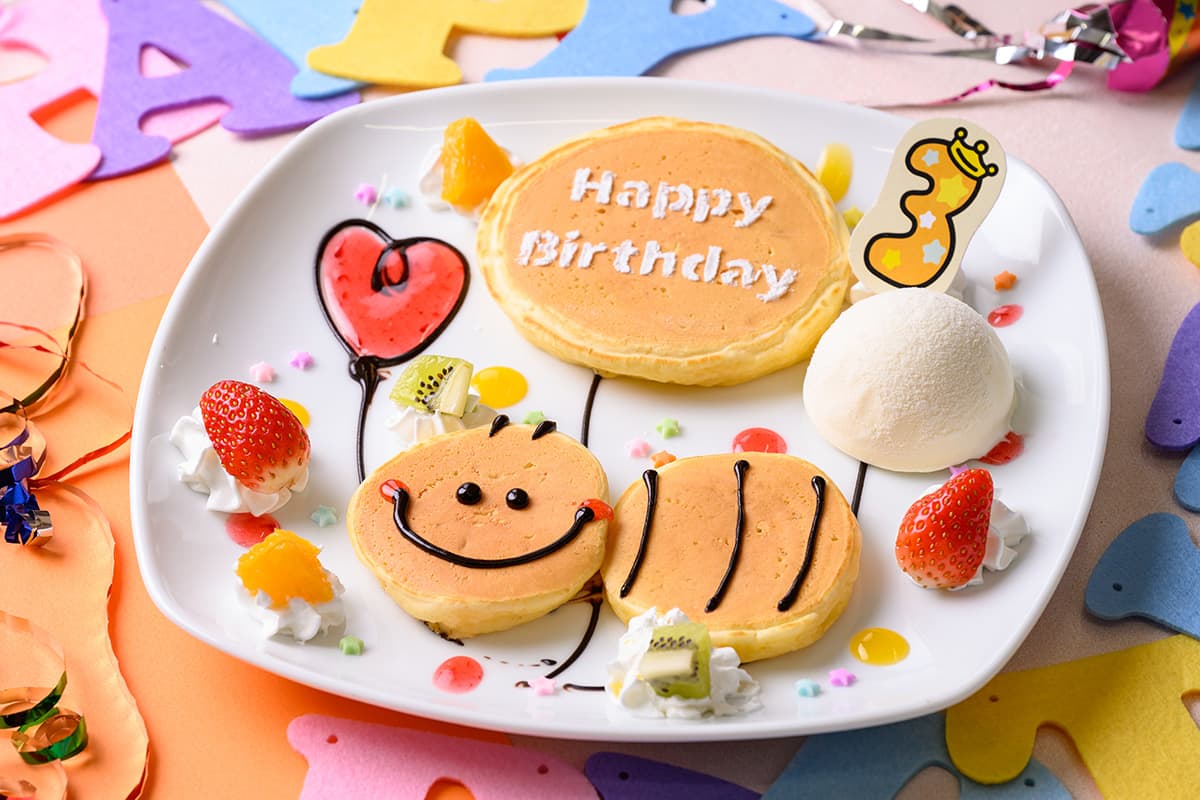 嗡嗡蜜蜂鬆餅屋的生日鬆餅