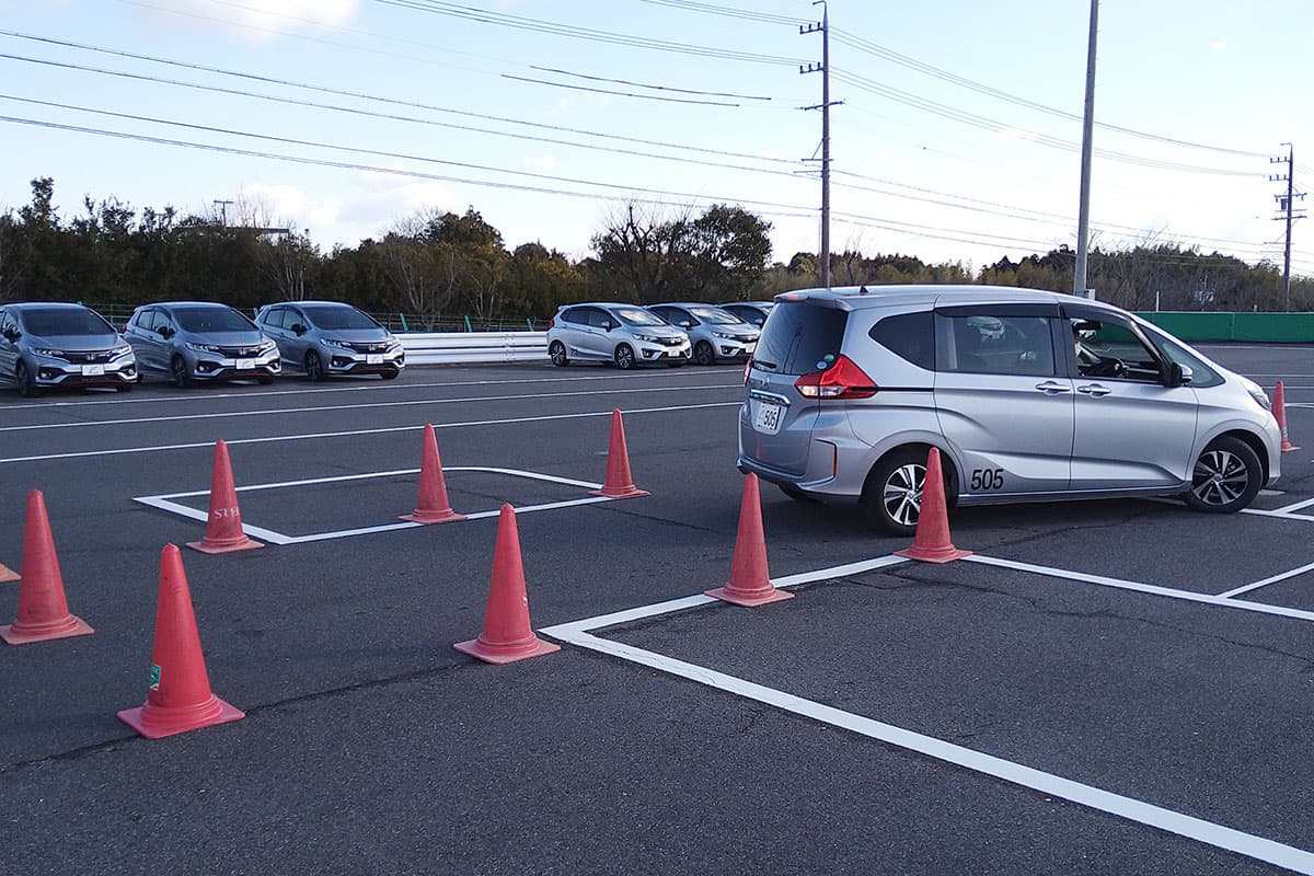 接觸事故防止研修（包含倒車停車）