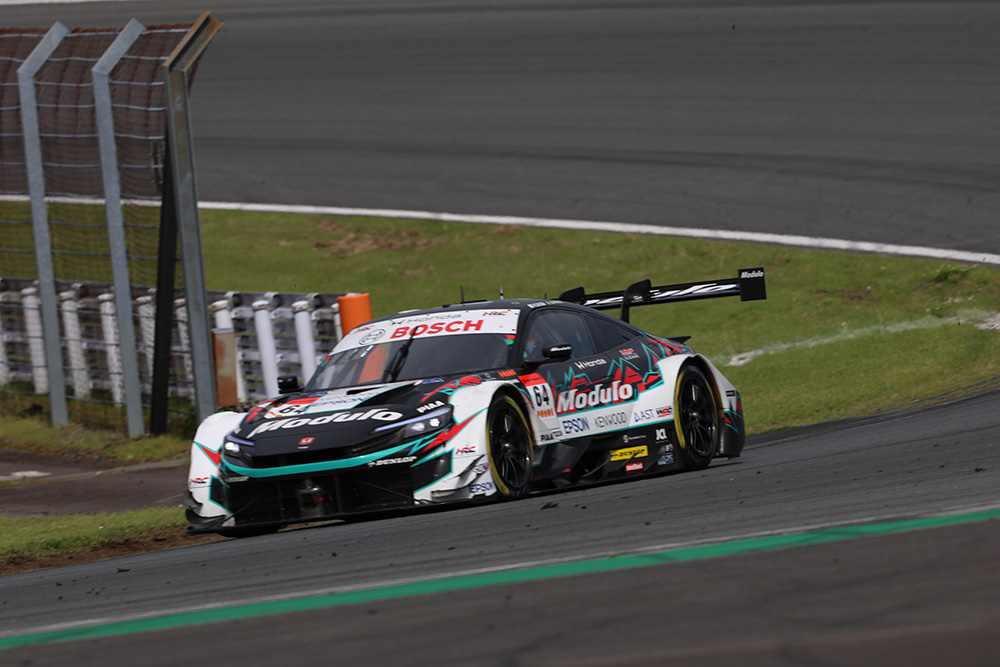 Modulo Nakajima Racing（Modulo HRC PRELUDE-GT）