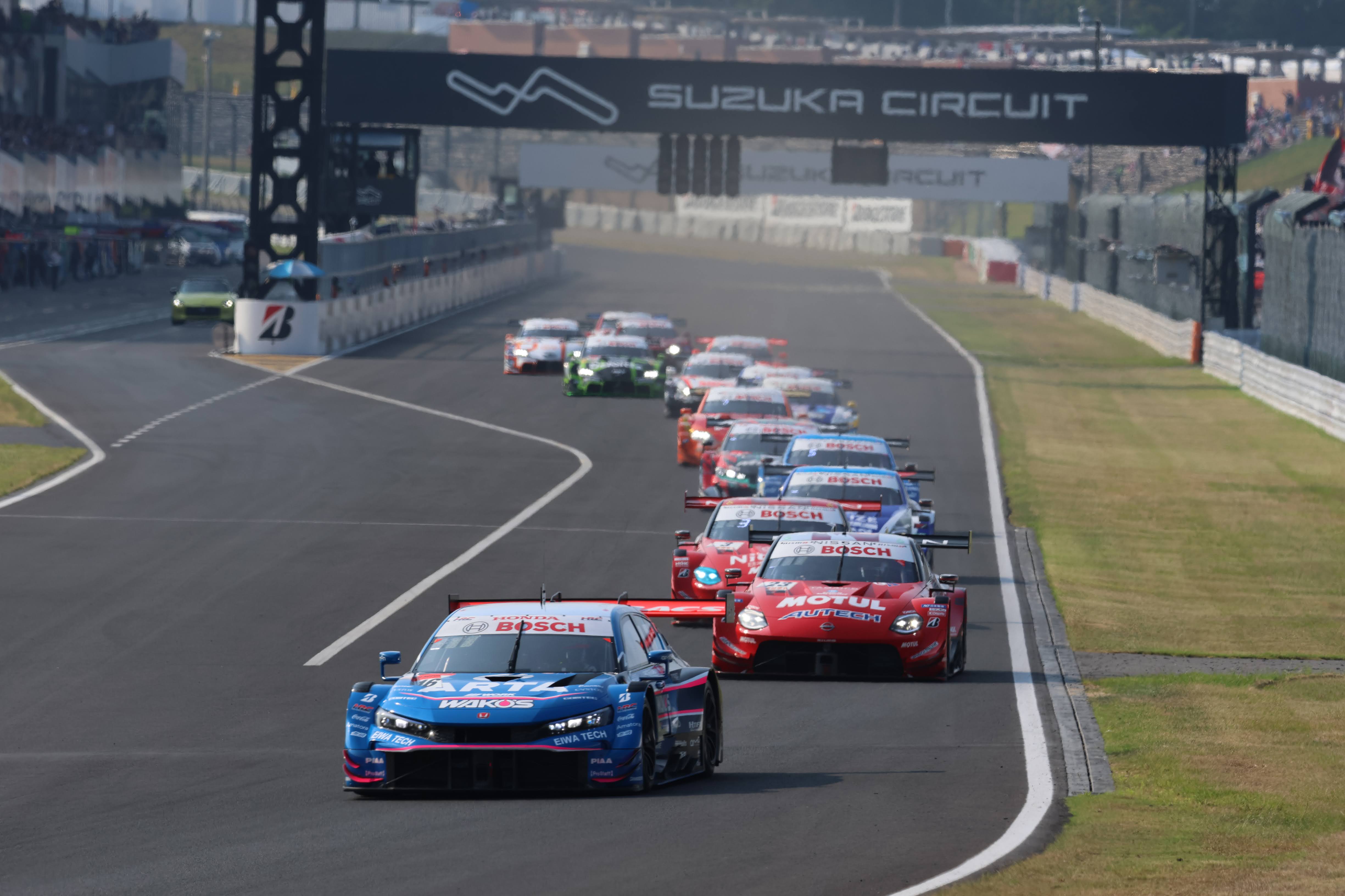 2025 AUTOBACS SUPER GT Round5 SUZUKA GT 300km RACE 決賽起跑畫面